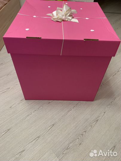 Коробка подарочная