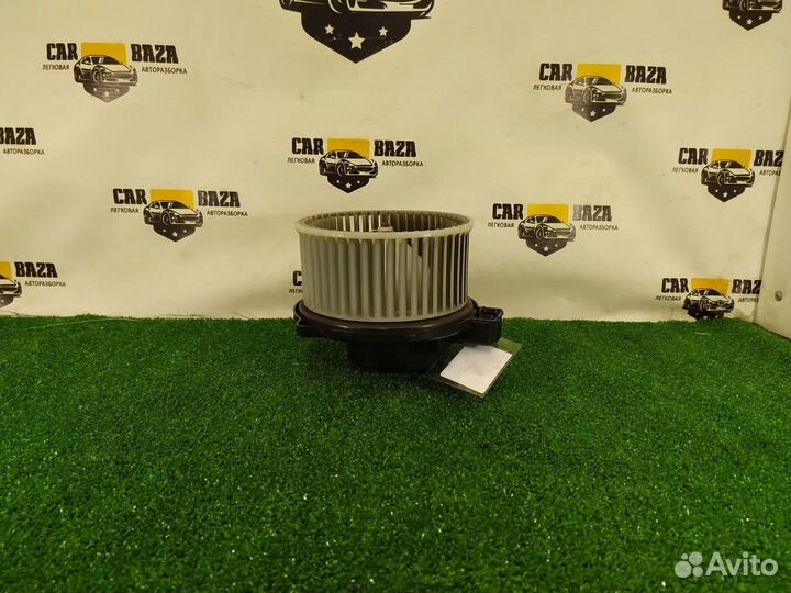 Вентилятор отопителя Mazda 6