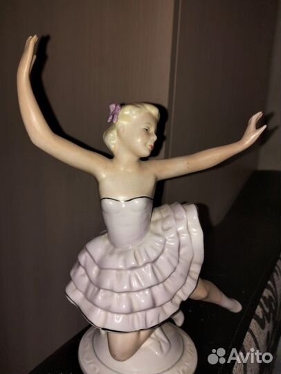 Статуэтка балерина