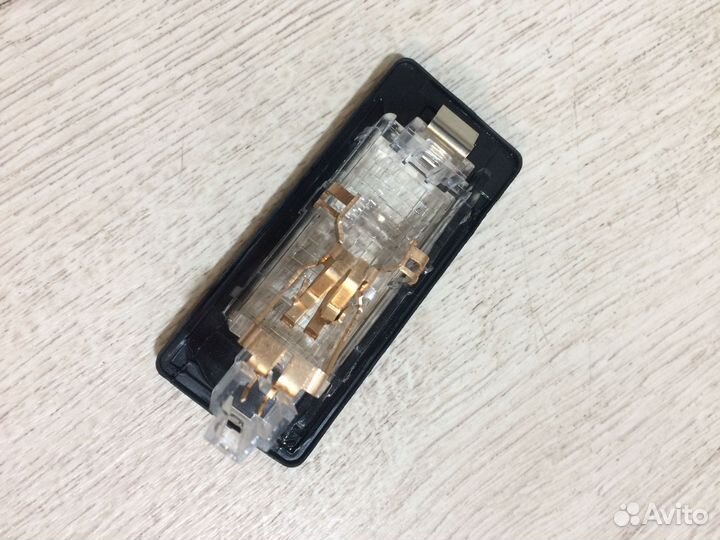 Плафон подсветки номера Шкода А7 Поло Тигуан Рапид