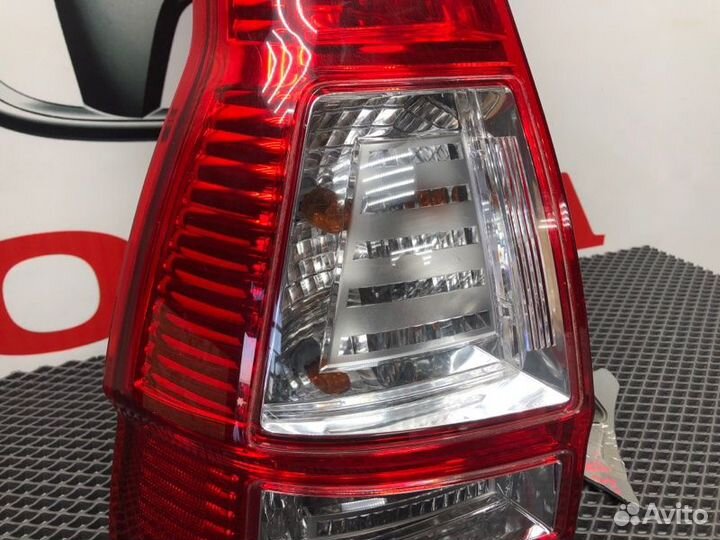 Фонарь наружний задний левый Honda Cr-V3 RE 2008