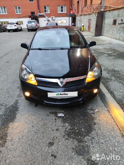 Opel Astra GTC 1.8 AT, 2010, 240 000 км