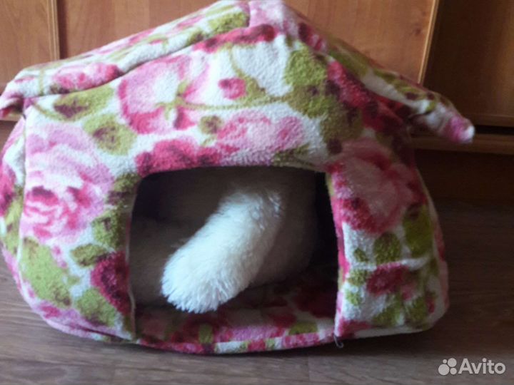 Дом теплый для маленькой собаки или кошки