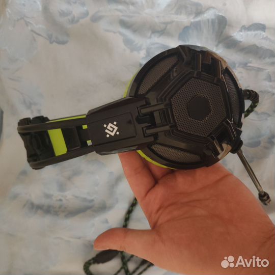 Игровые наушники