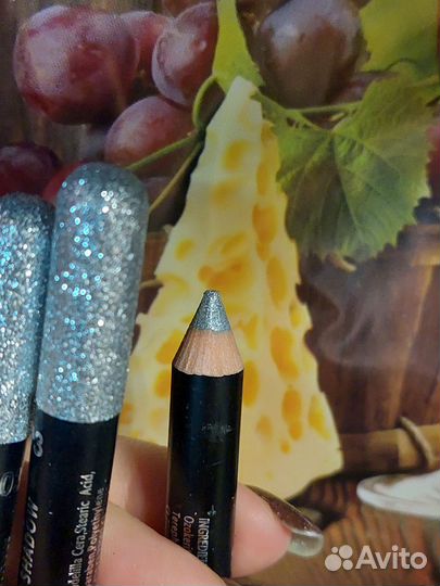 Карандаш для век серебро