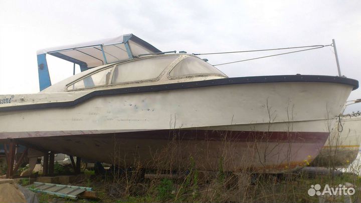 Продаю командирский разъезной катер 