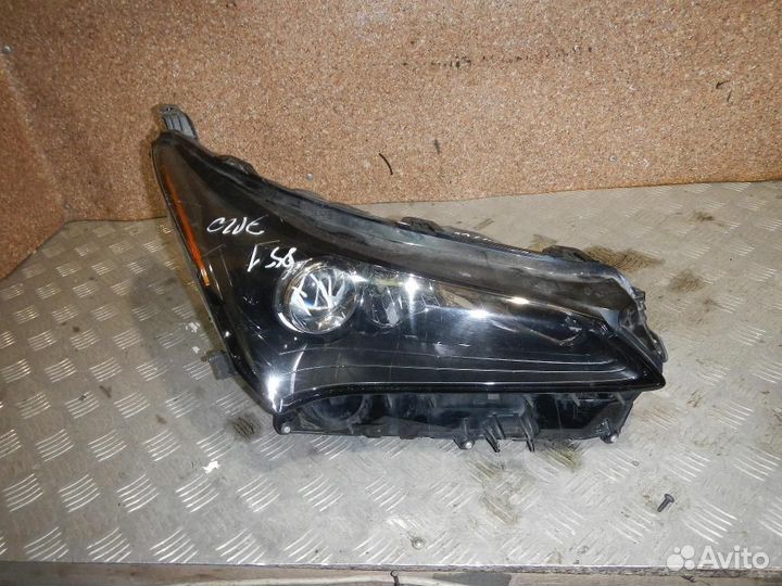 Фара правая Lexus NX200/NX200t/NX300/NX300h