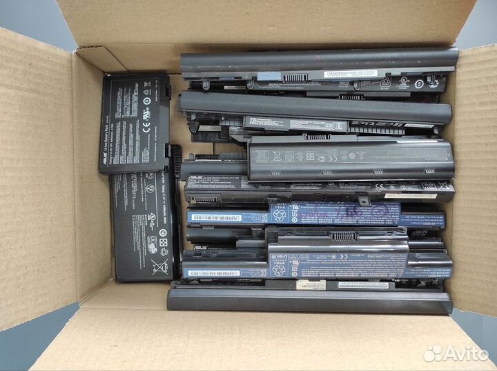 Б/У аккумуляторы от ноутбуков 32 шт