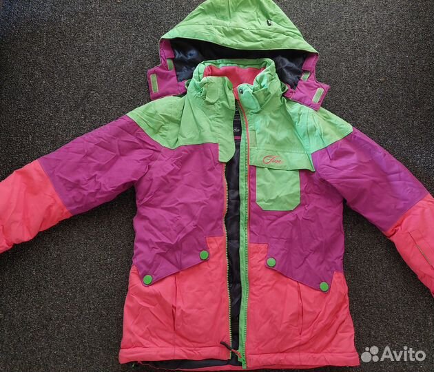 Куртка демисезон/зима на девочку р134/140