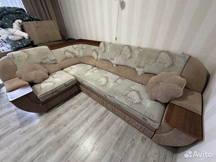 Угловой диван