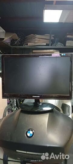 Монитор 22 дюйма
