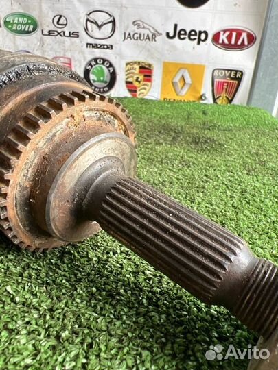 Привод передний правый Mitsubishi Galant 8 EA5A