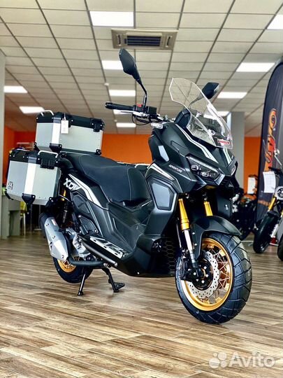 Скутер 300 кубов Regulmoto XDV 4T