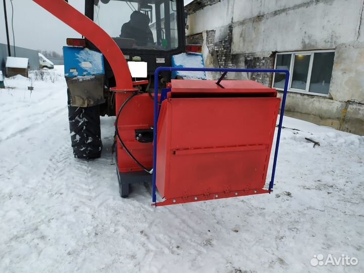 Измельчитель древесины на трактор / Щепорез