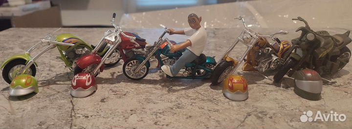 Модели мотоциклов Maisto Welly Jada Toys Solido