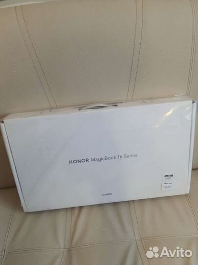 Honor MagicBook 16, AMD Ryzen 5 5600H RAM 16 гб