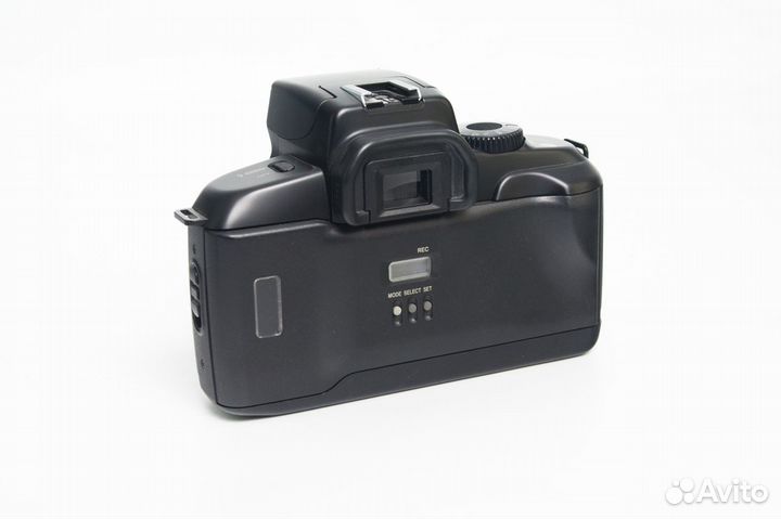 Canon EOS 700 QD