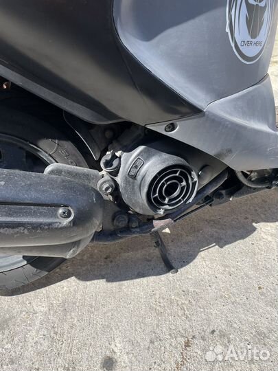 Скутер suzuki lets 4