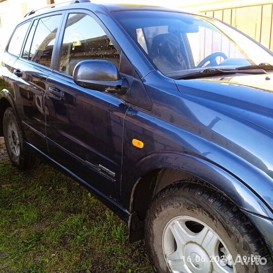 SsangYong Kyron 2.0 AT, 2007, 196 000 км