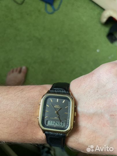 Часы timex