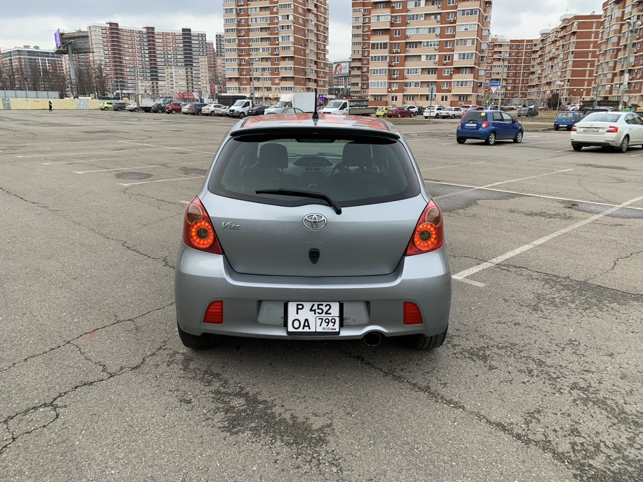 Toyota Vitz: фото владельца