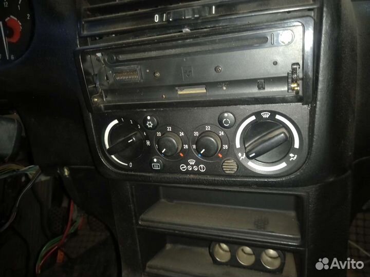 Электроблок климата е36