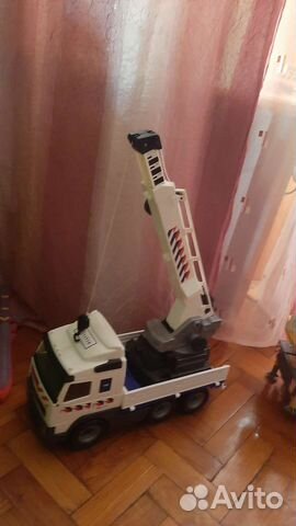 Кран со стрелой