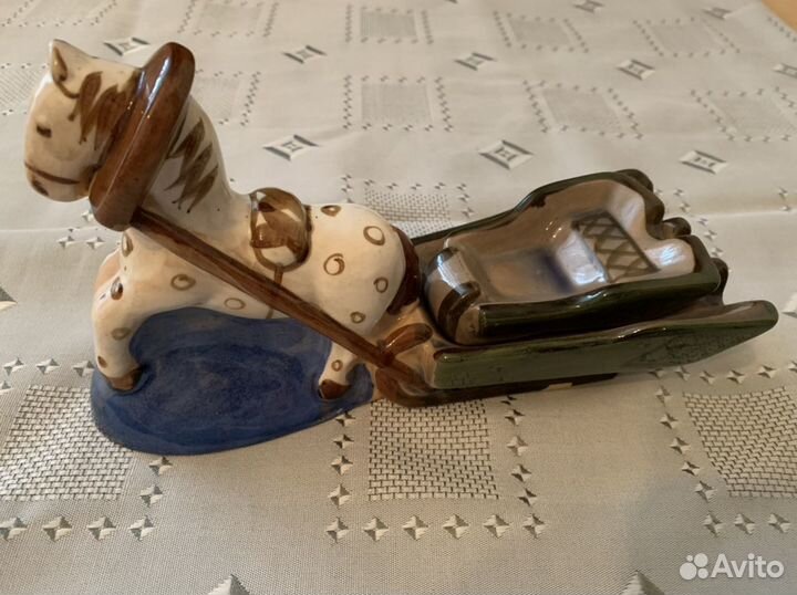 Пепельница статуэтка-старая гжель