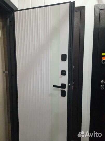 Дверь входная мдф-мдф