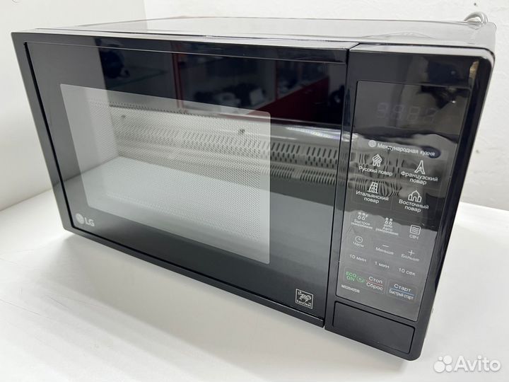 Микроволновая печь LG MS2042DB