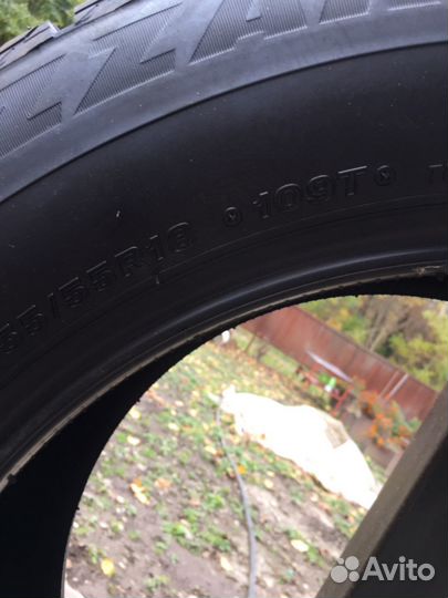 Bridgestone Blizzak Spike-02 SUV 255/55 R18