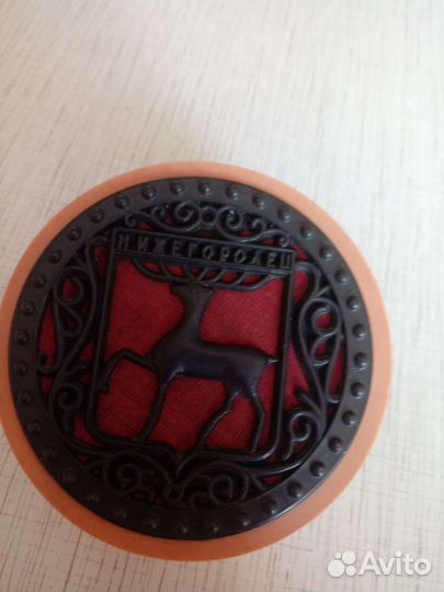 Товары для интерьера и керамическая плитка