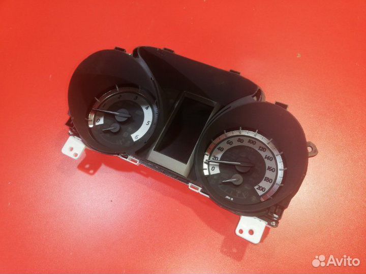 Панель приборов Toyota Land Cruiser Prado