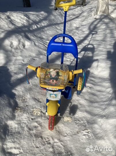 Детский трехколесный велосипед