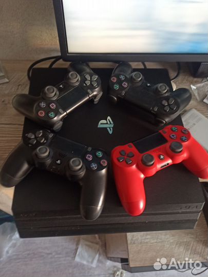 Sony playstation 4 PS4 pro