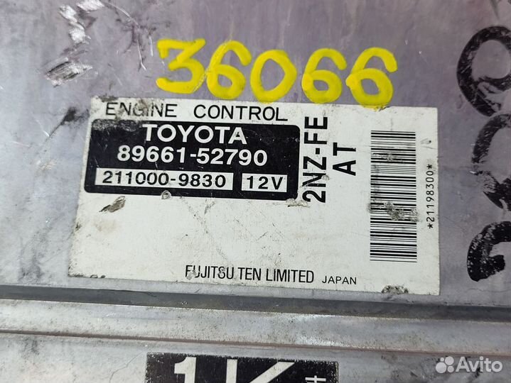 Блок управления двс Toyota ist NCP60 2nzfe