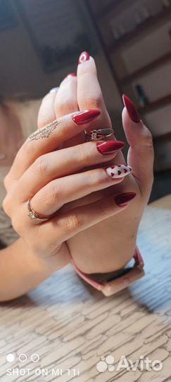 Маникюр. Педикюр