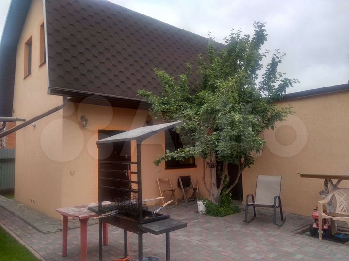 Дом 58 м² на участке 4 сот.