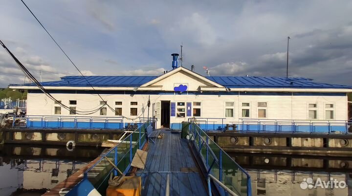 Дебаркадер