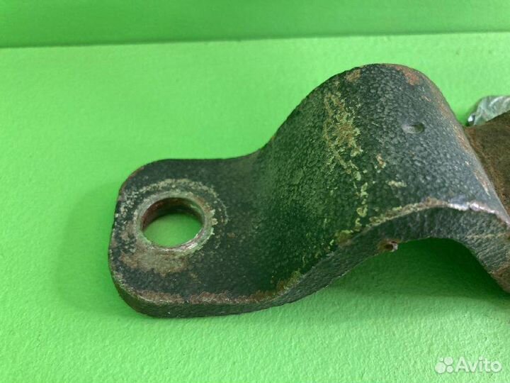 Кронштейн KAMAZ 5490-S5