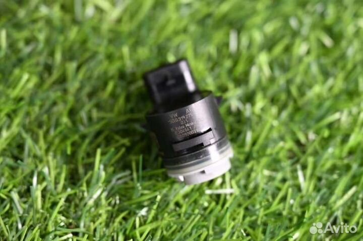 Датчик парковки Audi Q5 FY бензин 2020