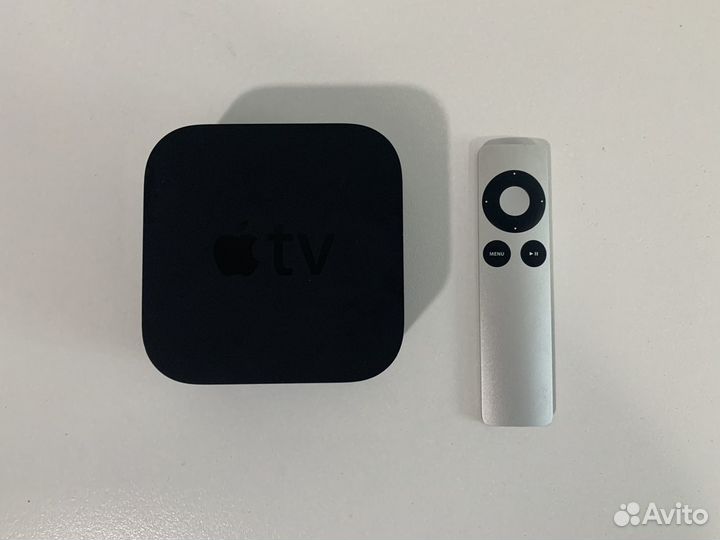 Apple TV 4 32 Gb с серебристым пультом ду