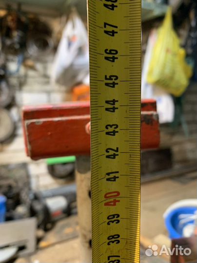 Подставка для автомобиля