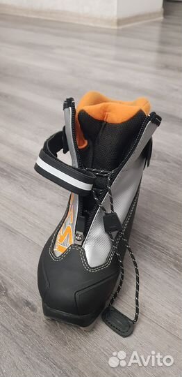 Лыжные ботинки rossignol