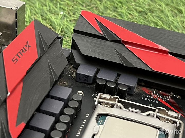 Материнская плата Asus B250 Strix