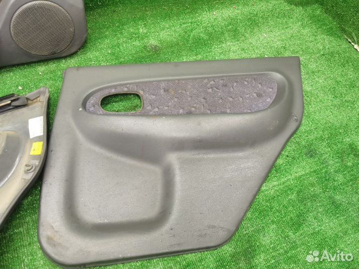 Обшивка двери Kia Sephia 2 седан 1.6 2003