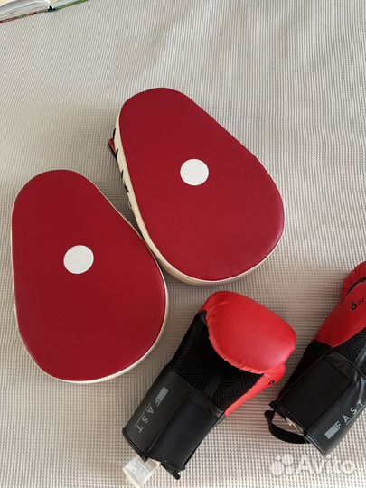 Боксерские перчатки детские лапа для бокса