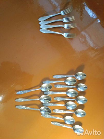 Наборы столовых приборов