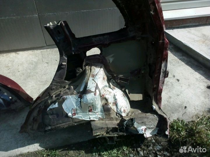 Задние крылья левые и правые на Chery Tiggo