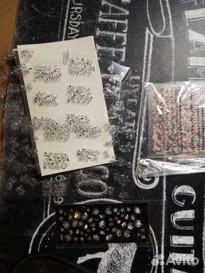 Наклейки на ногти